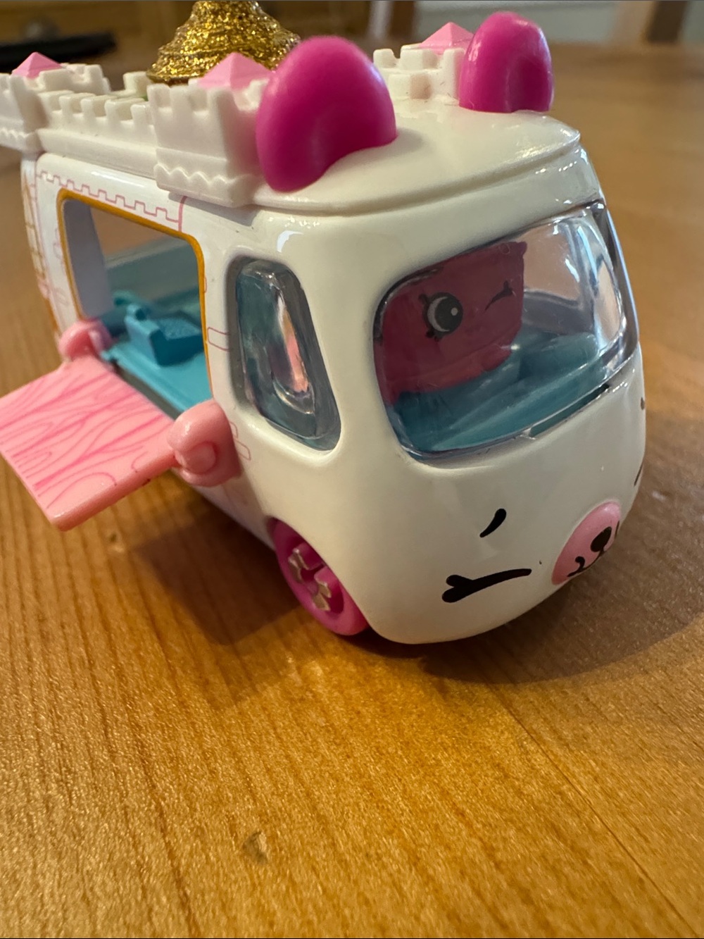 Shopkins Cutie Cars Lot with Carrying Case - Picture 13 of 15